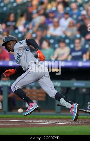 August 6 2021: Florida Center Fielder Magneuris Sierra (34) bekommt einen vollen Flügelbunt das Spiel mit den Colorado Rockies und Miami Marlins im Coors Field in Denver Co. David Seelig/Cal Sport Medi Stockfoto