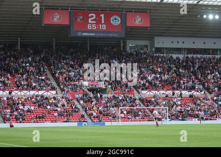 SUNDERLAND, GROSSBRITANNIEN. 7. AUGUST Gesamtansicht während des Spiels der Sky Bet League 1 zwischen Sunderland und Wigan Athletic im Stadium of Light, Sunderland, am Samstag, 7. August 2021. (Kredit: Will Matthews | MI News) Kredit: MI News & Sport /Alamy Live News Stockfoto