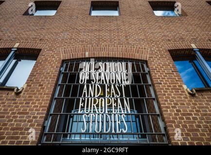 UCL School of Slavonic and East European Studies London. Das 2005 eröffnete Architektenbüro Short and Associates. Stockfoto