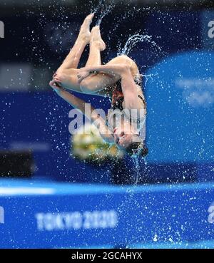 Tokio, 7. AUG 2021 : Artistic Swimming Finals - Russland, China und die Ukraine haben am Samstag in Tokio die Gold-, Silber- und Bronzemedaillen gewonnen. Kredit: Seshadri SUKUMAR/Alamy Live Nachrichten Stockfoto