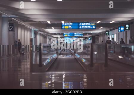 Leerer Flughafen in Hongkong während der Pandemie Stockfoto