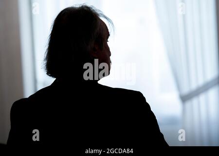 Berlin, Deutschland. August 2021. Christoph Ransmayr, österreichischer Schriftsteller und Essayist, nimmt an der Verleihung des Ludwig-Börne-Preises 2020 durch Bundespräsident Steinmeier im Schloss Bellevue Teil. Quelle: Carsten Koall/dpa/Alamy Live News Stockfoto