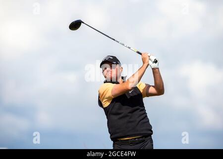 Am zweiten Tag der Hero Open auf dem Fairmont St Andrews Golf Course, St Andrews, ist der englische James Morrison am Abschlag. Bild Datum: Sonntag, 8. August 2021. Stockfoto