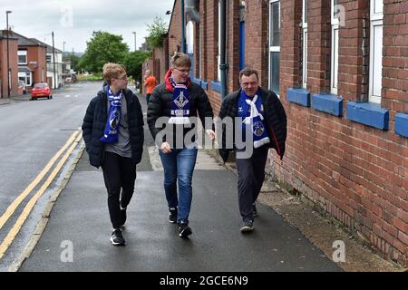 Oldham, Großbritannien. August 2021. OLDHAM, GROSSBRITANNIEN. 7. AUGUST Allgemeine Ansichten vor dem Spiel der Sky Bet League 2 zwischen Oldham Athletic und Newport County im Boundary Park, Oldham am Samstag, 7. August 2021. (Kredit: Eddie Garvey | MI Nachrichten) Kredit: MI Nachrichten & Sport /Alamy Live Nachrichten Stockfoto