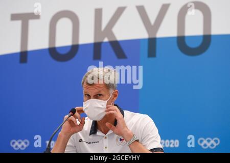 Tokio, Japan. August 2021. Der Präsident des Tschechischen Olympischen Komitees Jiri Keval nimmt an einer Pressekonferenz über die Teilnahme tschechischer Sportler an den Olympischen Sommerspielen 2020 in Tokio, Japan, am Sonntag, den 8. August 2021 Teil. Quelle: Ondrej Deml/CTK Photo/Alamy Live News Stockfoto