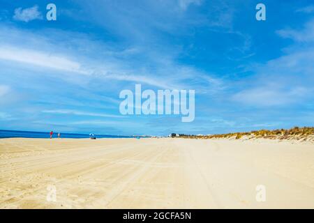 Strand von Casita Azul in Isla Cristina, Huelva, Andalusien, Spanien Stockfoto