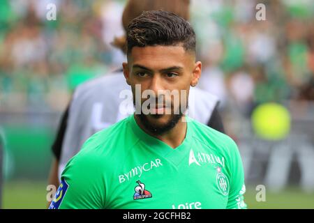 8. August 2021; Stade Geoffroy-Guichard, Saint-&#xc9;tienne, Frankreich. Fußball der französischen Liga 1, ALS Saint Etienne gegen FC Lorient; Denis Bouanga Stockfoto