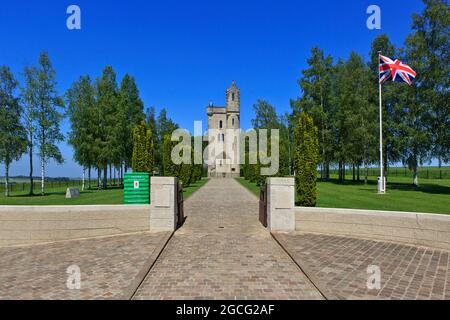 Der Ulster Tower erinnert an die Männer der 36. (Ulster) Division aus Nordirland, die während des 1. Weltkrieges in Thiepval, Frankreich, kämpften und starben Stockfoto