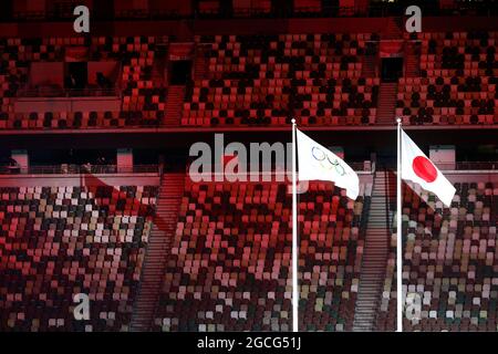 Tokio, Kanto, Japan. August 2021. Abschlusszeremonie der Olympischen Sommerspiele 2020 in Tokio im Olympiastadion von Tokio. (Bild: © David McIntyre/ZUMA Press Wire) Stockfoto