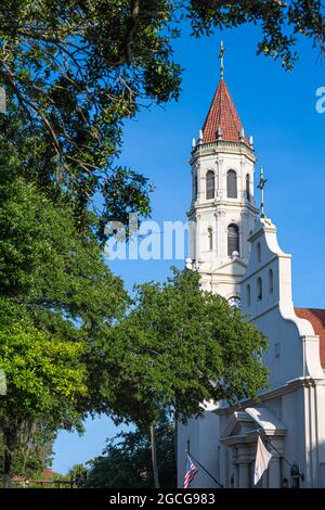 Cathedral Basilica of St. Augustine, ein historisches Wahrzeichen der USA im historischen Viertel von St. Augustine, Florida. (USA) Stockfoto