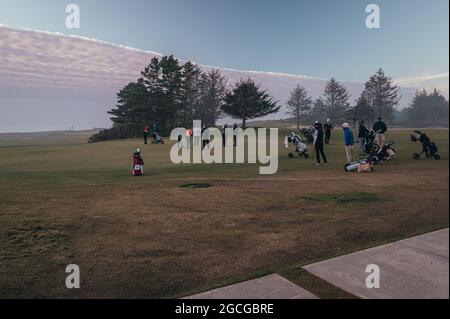 Auf dem Bandon Dunes Sheep Ranch Course, Oregon, wird Golf gespielt Stockfoto