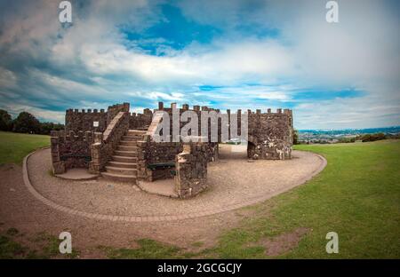 Beacon Hill, der berühmte Aussichtspunkt von Lickey Hills in den Midlands. Worcestershire. Stockfoto