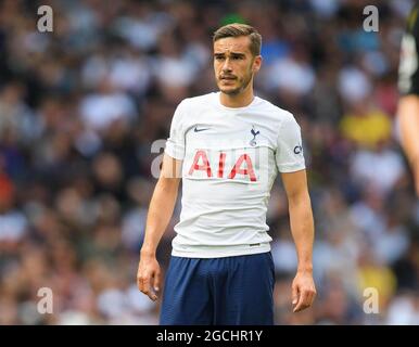 London, Großbritannien. August 2021. 08. August 2021 -Tottenham Hotspur V Arsenal - Pre Season Friendly - Tottenham Hotspur Stadium Harry Winks von Tottenham Hotspur während des Spiels gegen Arsenal. Bildnachweis: Kredit: Mark Pain/Alamy Live Nachrichten Stockfoto