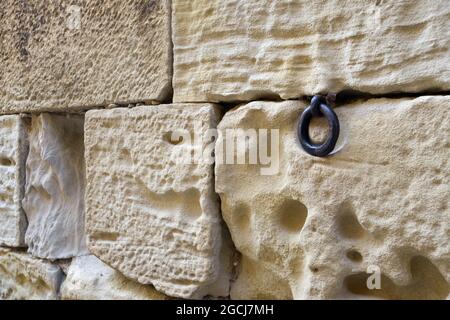 Wand, Stein, alte Wand, Eingang, Hintergrund, Rampart, Erosion, Natur, Verschleiß, Stockfoto