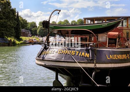 Der Franz Christian, restauriertes Frachtschiff aus dem Jahr 1929, Dortmund-Ems-Kanal am Hafen von Henrichenburg, Waltrop, NRW, Deutschland Stockfoto