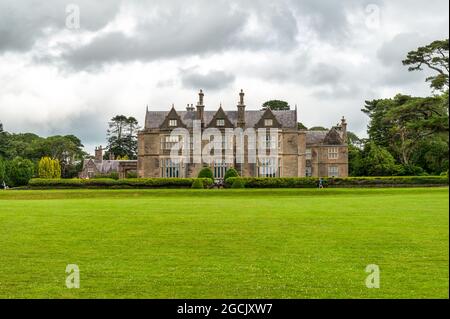 Killarney, Irland - 10. Jul 2021: Muckross House in Killarney. Stockfoto