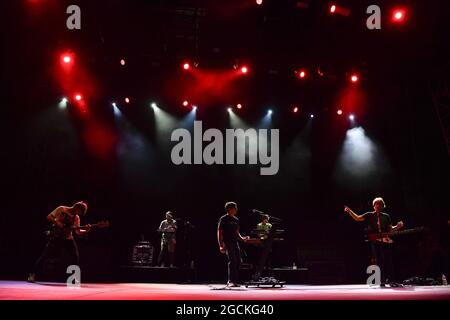 Roma, Italien. August 2021. Lo Stato Sociale durante il Concerto alla Cavea dell'Auditorium Parco della Musica, 8 Agosto 2021 Credit: Independent Photo Agency/Alamy Live News Stockfoto