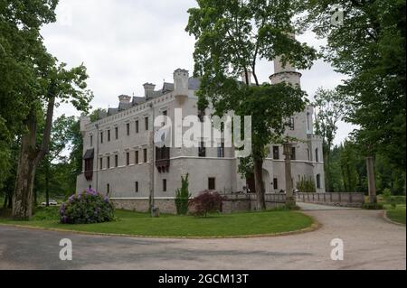 Burg Karpniki, Gmina Mysłakowice, im Kreis Jelenia Góra, Woiwodschaft Niederschlesien, im Südwesten Polens, Europa Stockfoto