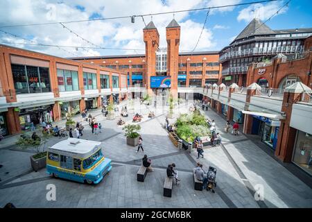 London - August , 2021: Einkaufszentrum Ealing Broadway im Westen Londons Stockfoto