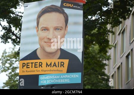 Wahlplakate in Schöneberg, Berlin, Deutschland - 9. August 2021. Stockfoto