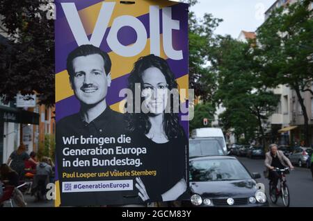 Wahlplakate in Schöneberg, Berlin, Deutschland - 9. August 2021. Stockfoto