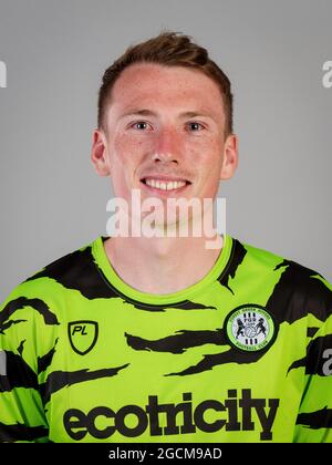 Nailsworth, Großbritannien. Juli 2021. Regan Hendry während des Headshot-Fotoshootings von Forest Green Rovers Player & Staff 2021/22 im Stanley Park, Stanley Lane, Chippenham, England am 23. Juli 2021. Foto von Photo by Andy Rowland. Quelle: Prime Media Images/Alamy Live News Stockfoto