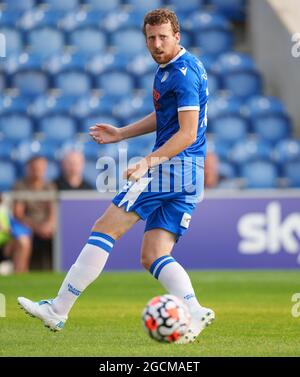 Colchester, Großbritannien. Juli 2021. Tom Eastman von Colchester United beim Freundschaftsspiel von Colchester United gegen Tottenham Hotspur vor der Saison im Weston Homes Community Stadium, Colchester, England, am 21. Juli 2021. Foto von Andy Rowland. Quelle: Prime Media Images/Alamy Live News Stockfoto