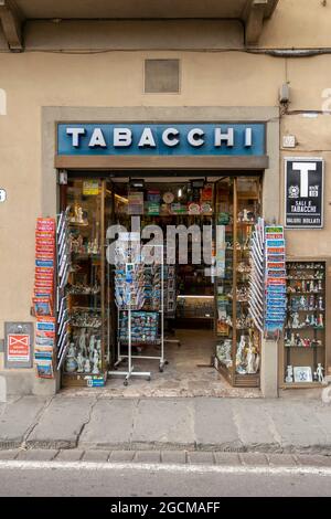 Florence, Italien - 9. Mai 2010: Italienische Tabakladen in Florenz, Italien. Stockfoto