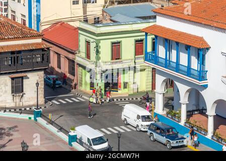 Kreuzung am Cespedes-Platz, Downtown District, Santiago de Cuba, Kuba, 2016 Stockfoto