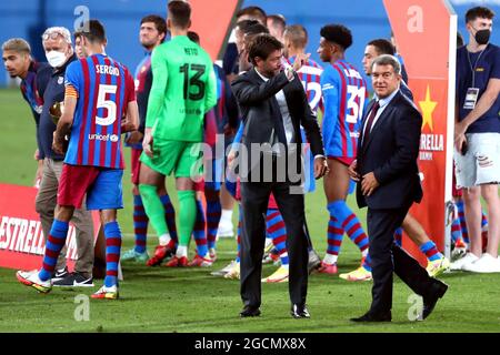 Andrea Agnelli, Präsidentin des FC Juventus, und Joan Laporta, Präsidentin des FC Barcelona, nach dem Spiel der Joan Gamper Trophy zwischen dem FC Barcelona und dem FC Juventus. FC Barcelona gewinnt 3-0 gegen FC Juventus. Stockfoto