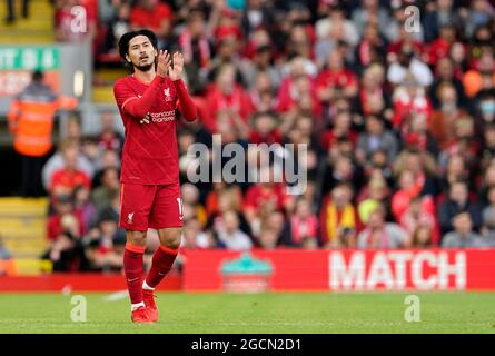 Der Liverpooler Takumi Minamino feiert das erste Tor seines Spielers während des Freundschaftsspiels vor der Saison in Anfield, Liverpool. Bilddatum: Montag, 9. August 2021. Stockfoto