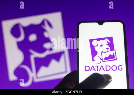 Brasilien. August 2021. In dieser Abbildung wird das Datadog-Logo auf einem Smartphone angezeigt. (Foto von Rafael Henrique/SOPA Images/Sipa USA) Quelle: SIPA USA/Alamy Live News Stockfoto