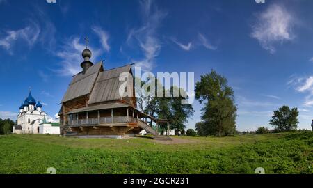 Kirche des heiligen Nikolaus des Wundertäters (Nikolskaja) (Glotowskaja-Kirche) im Susdal-Kreml, Wladimir Oblast, Russland Stockfoto