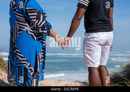 Nahaufnahme von Paar Hände halten Stockfoto