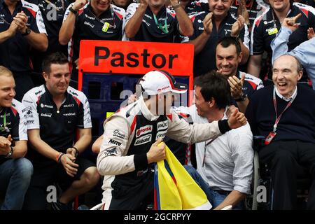 Rennsieger Pastor Maldonado (EHRW.) Williams feiert mit dem Team. Großer Preis von Spanien, Sonntag, 13. Mai 2012. Barcelona, Spanien. Stockfoto