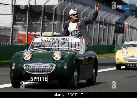 Nico Hulkenberg (GER) sauber bei der Fahrerparade. Großer Preis von Australien, Sonntag, 17. März 2013. Albert Park, Melbourne, Australien. Stockfoto