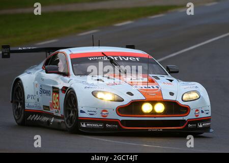 Christoffer Nygaard (DEN) / Kristian Poulsen (DEN) / Allan Simonsen (DEN) Aston Martin Vantage V8. Le Mans 24 Stunden, Qualifikation, Donnerstag, 20. Juni 2013. Le Mans, Frankreich. Stockfoto