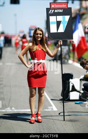 Gittertes Mädchen. Großer Preis von Deutschland, Sonntag, 7. Juli 2013. Nürburgring, Deutschland. Stockfoto