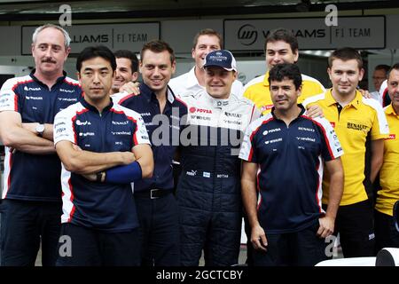 Valtteri Bottas (FIN) Williams in einem Teamfoto. Großer Preis von Brasilien, Samstag, 23. November 2012. Sao Paulo, Brasilien. Stockfoto