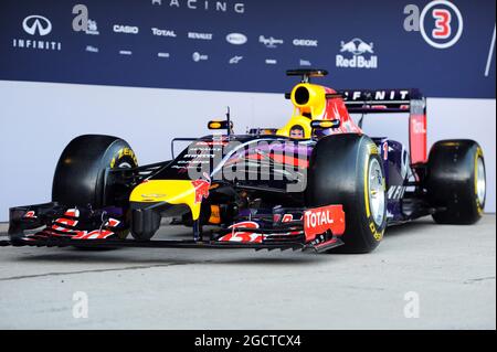 Der neue Red Bull Racing RB10 wird vorgestellt. Formel-1-Tests, erster Tag, Dienstag, 28. Januar 2014. Jerez, Spanien. Stockfoto