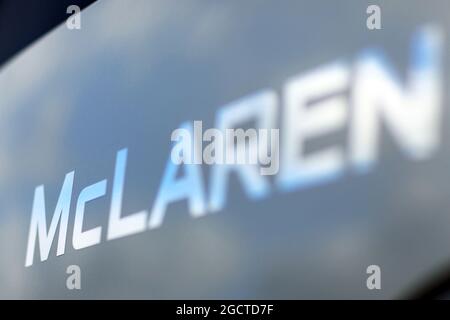 McLaren Logo. Formel-1-Tests, Tag zwei, Mittwoch, 29. Januar 2014. Jerez, Spanien. Stockfoto