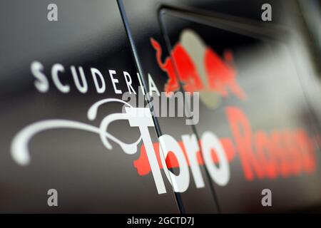 Logo der Scuderia Toro Rosso. Formel-1-Tests, Tag zwei, Mittwoch, 29. Januar 2014. Jerez, Spanien. Stockfoto