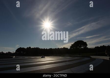 Szenische Action bei wenig Licht. FIA-Langstrecken-Weltmeisterschaft, „Prolog“, offizielle Testtage, Freitag, 28. März 2014. Paul Ricard, Frankreich. Stockfoto