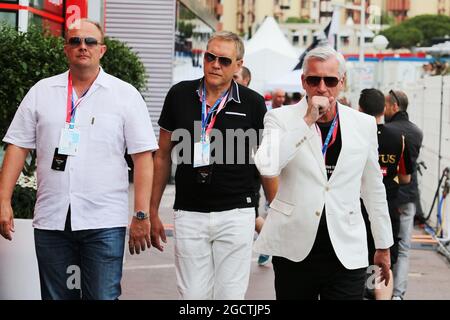 Alan Pardew (GBR) Newcastle FC Manager (rechts). Großer Preis von Monaco, Sonntag, 25. Mai 2014. Monte Carlo, Monaco. Stockfoto