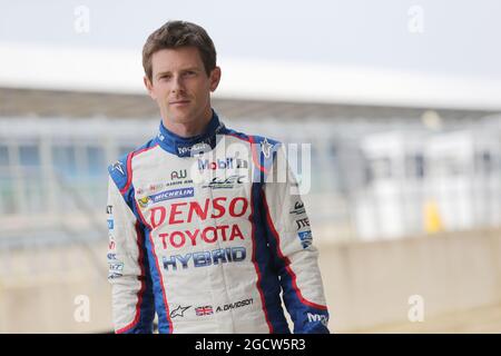 Anthony Davidson (GBR)/Sebastien Buemi (SUI) #01 Toyota Racing Toyota TS040 Hybrid. FIA-Langstrecken-Weltmeisterschaft, Runde 1, Donnerstag, 9. April 2015. Silverstone, England. Stockfoto