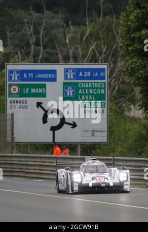 Nico Hulkenberg (GER) / Earl Bamber (NZL) / Nick Tandy (GBR) #19 Porsche Team Porsche 919 Hybrid. Le Mans Testing, Freitag, 29. - Sonntag, 31. Mai 2015. Le Mans, Frankreich. Stockfoto