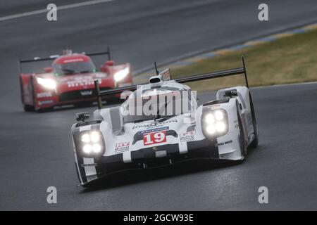 Nico Hulkenberg (GER) / Earl Bamber (NZL) / Nick Tandy (GBR) #19 Porsche Team Porsche 919 Hybrid. Le Mans Testing, Freitag, 29. - Sonntag, 31. Mai 2015. Le Mans, Frankreich. Stockfoto