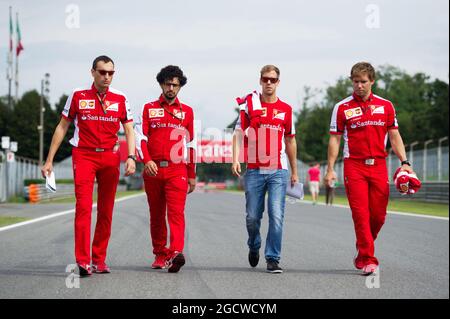 Sebastian Vettel (GER) Ferrari geht die Strecke. Großer Preis von Italien, Donnerstag, 3. September 2015. Monza Italien. Stockfoto