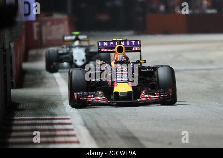 Daniil Kvyat (RUS) Red Bull Racing RB11. Großer Preis von Singapur, Sonntag, 20. September 2015. Marina Bay Street Circuit, Singapur. Stockfoto