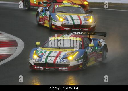 Davide Rigon (FRA) / James Calado (GBR) #71 AF Corse Ferrari F458 Italia. FIA-Langstrecken-Weltmeisterschaft, Runde 6, Six Hours of Fuji, Sonntag, 11. Oktober 2015. Fuji, Japan. Stockfoto